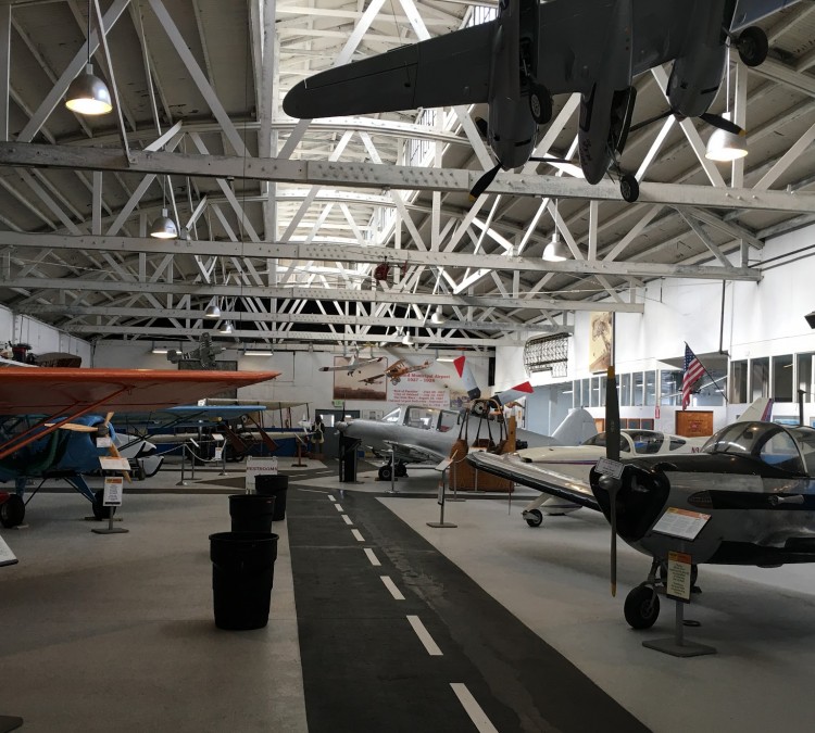 oakland-aviation-museum-photo